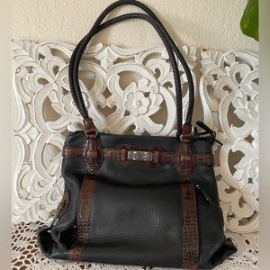 Gently used , great condition Brighton purse.
